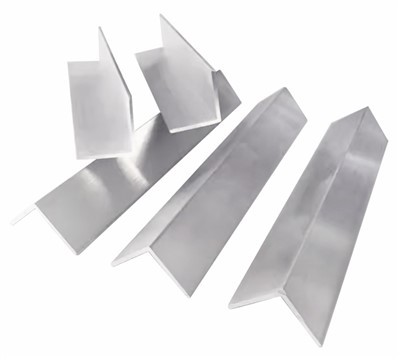 Tira d'alumini en angle recte